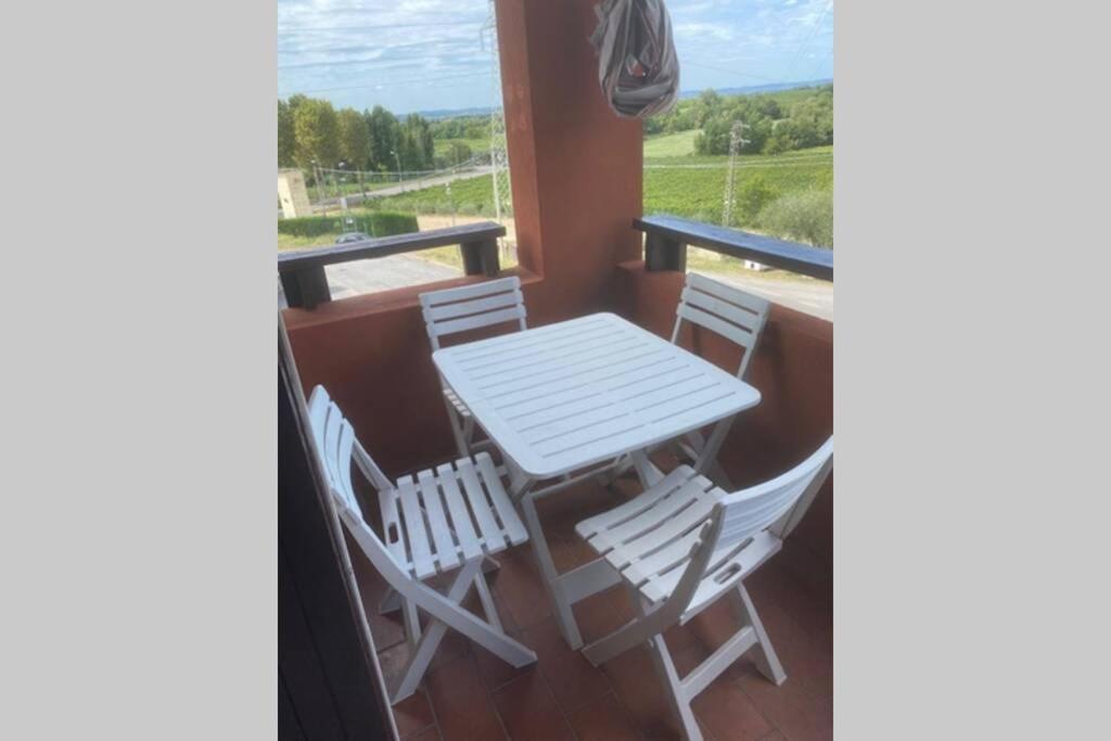 10 Minuti Dal Lago Di Garda E Da Gardaland Castelnuovo del Garda Exterior photo